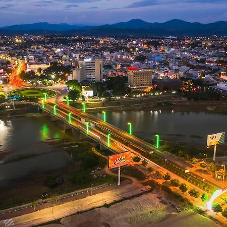 Hoang Thinh Hotel Tỉnh Kontum Exterior foto